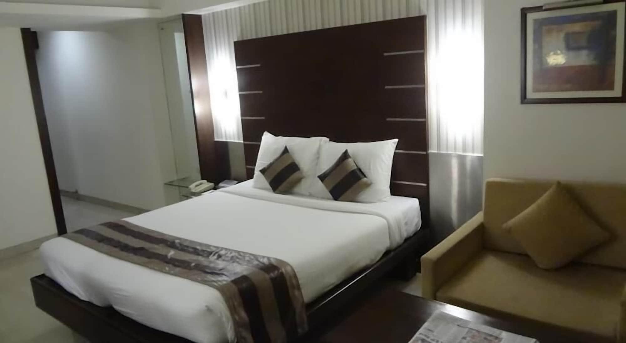 Hotel Suba Galaxy מומביי מראה חיצוני תמונה