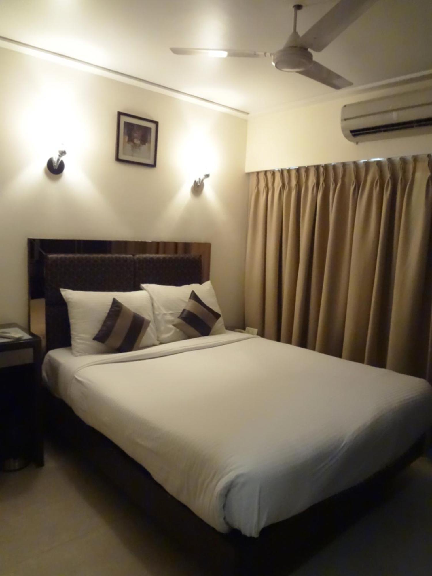 Hotel Suba Galaxy מומביי מראה חיצוני תמונה