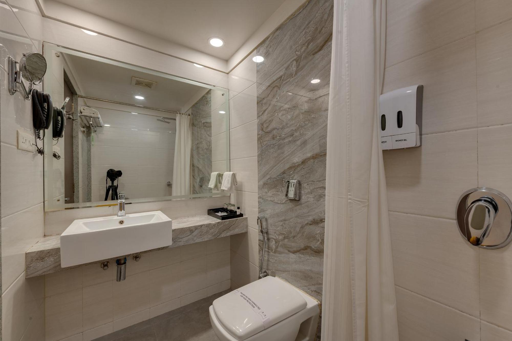 Hotel Suba Galaxy מומביי מראה חיצוני תמונה