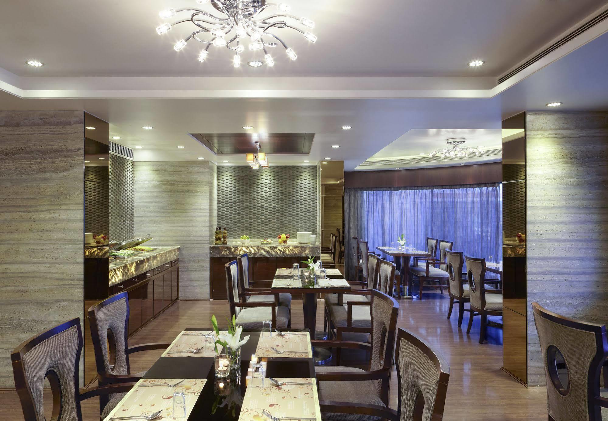Hotel Suba Galaxy מומביי מראה חיצוני תמונה